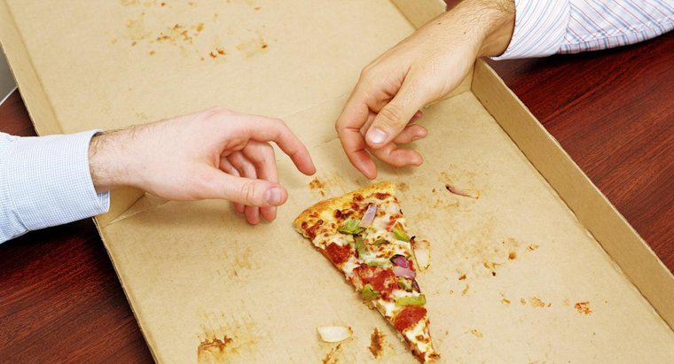 Có bao nhiêu lát bánh pizza trong một chiếc bánh pizza 14 inch?