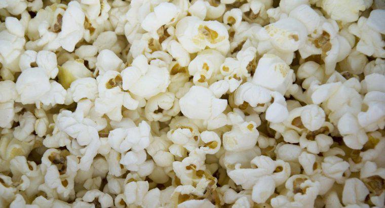 Có bao nhiêu điểm cân đồng hồ trong một rạp chiếu phim AMC nhỏ Popcorn?