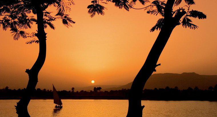 Tại sao Ai Cập được gọi là Món quà của sông Nile?