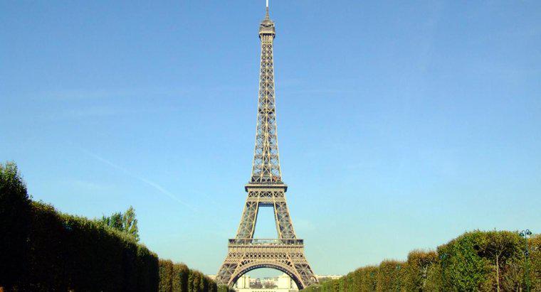 Tháp Eiffel cao bao nhiêu?