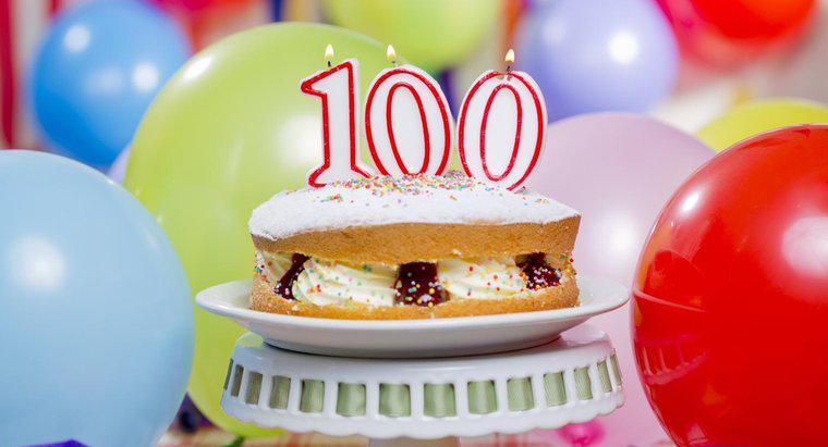 Món quà truyền thống cho sinh nhật lần thứ 100 là gì?