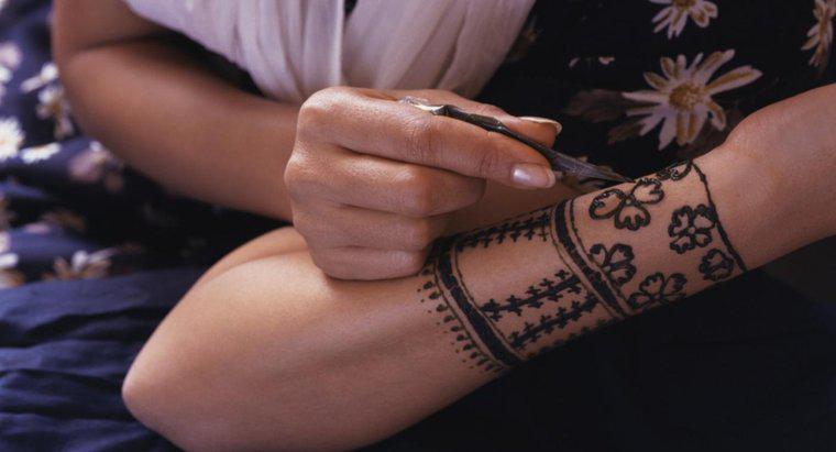Làm thế nào để bạn làm cho Henna Ink?