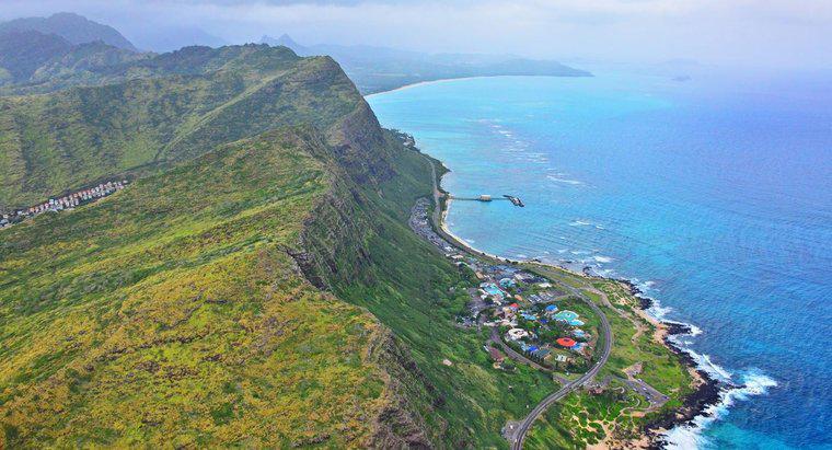 Có bao nhiêu đảo trong toàn bộ chuỗi đảo Hawaii?