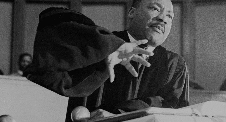 Martin Luther King Jr. có thể được miêu tả như thế nào?