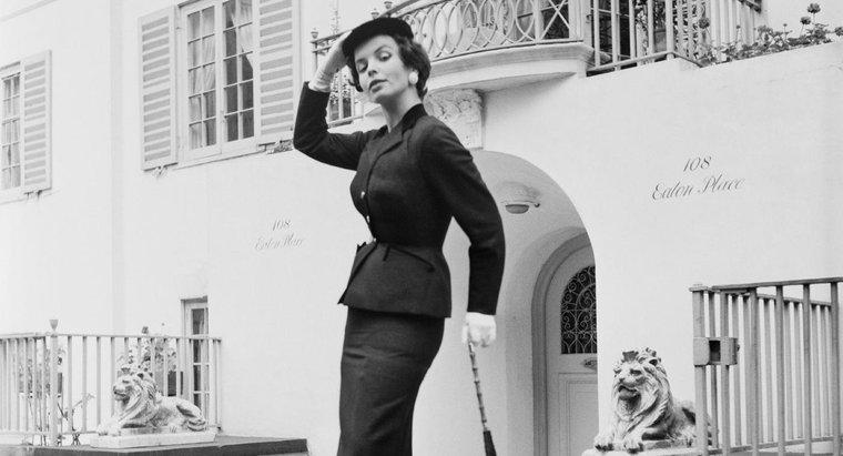 Phụ nữ đã mặc gì trong những năm 1950?