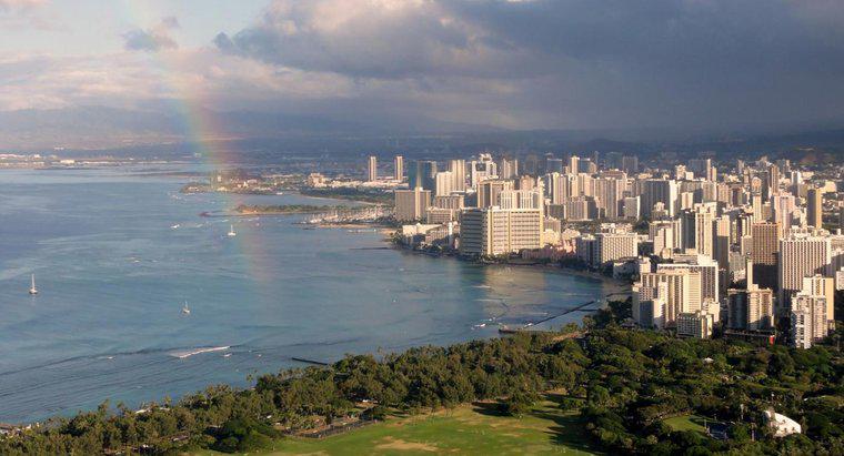 Thành phố lớn nhất ở Hawaii là gì?