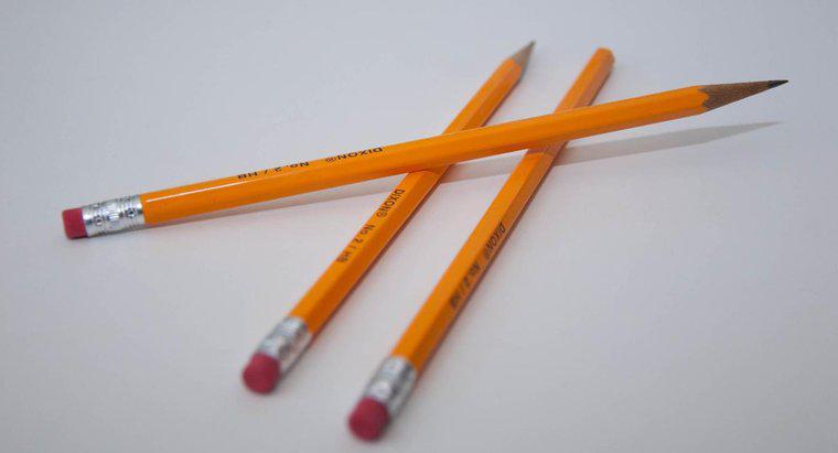 Chiều dài của một cây bút chì chưa được gọt giũa là gì?