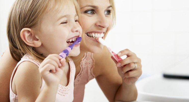 Kem Đánh Răng Tăng Cường Men Răng Có Thực Sự Hiệu Quả Không?