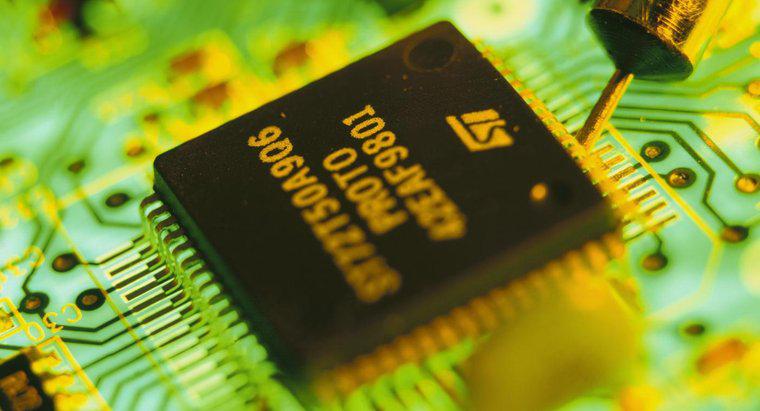Tại sao Silicon được sử dụng để làm chip máy tính?
