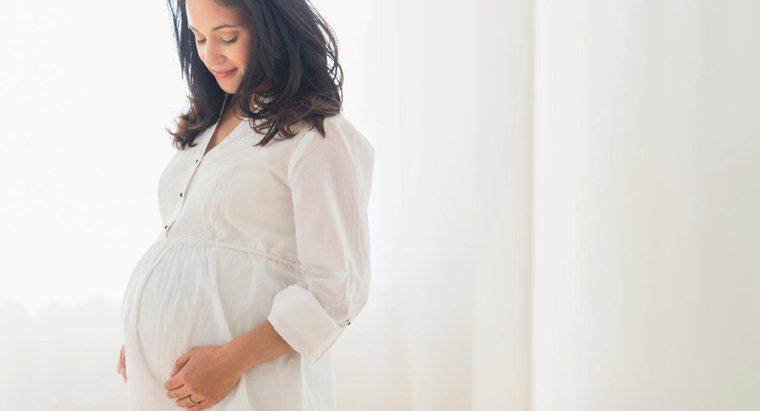 Bạn có thể xỏ khuyên khi mang thai?