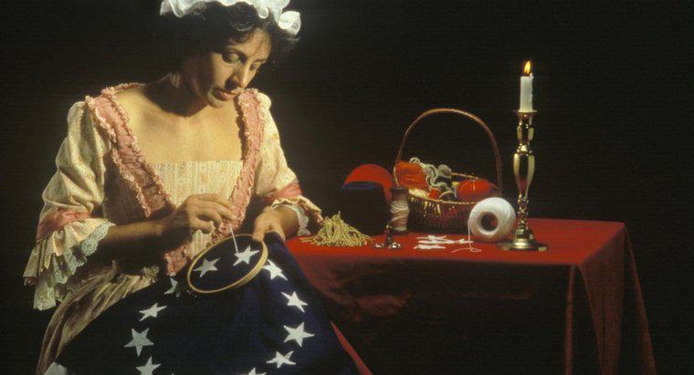 Betsy Ross đã làm gì trong chiến tranh cách mạng?