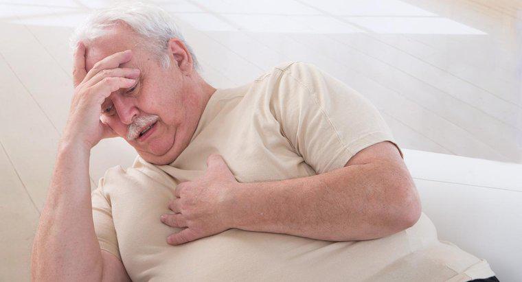 Các triệu chứng của một cơn đau tim ở nam giới là gì?