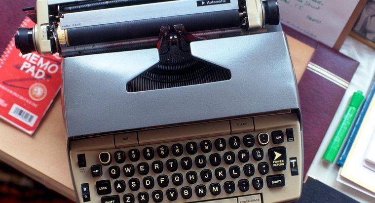 Làm thế nào để bạn đánh giá giá trị của một máy đánh chữ cũ?