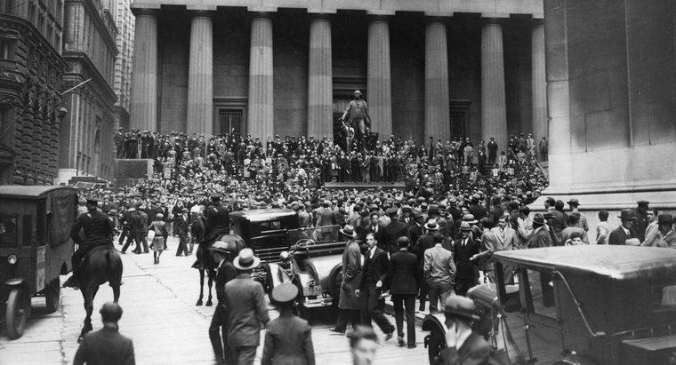 Điều gì đã gây ra sự sụp đổ của thị trường chứng khoán năm 1929?