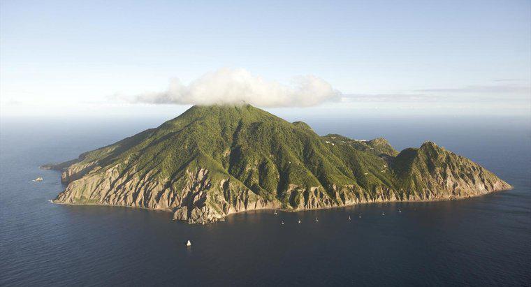 Đảo nhỏ nhất ở Caribê là gì?
