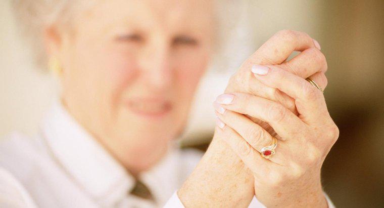 Các triệu chứng của bệnh viêm khớp dạng thấp ở ngón tay của bạn là gì?