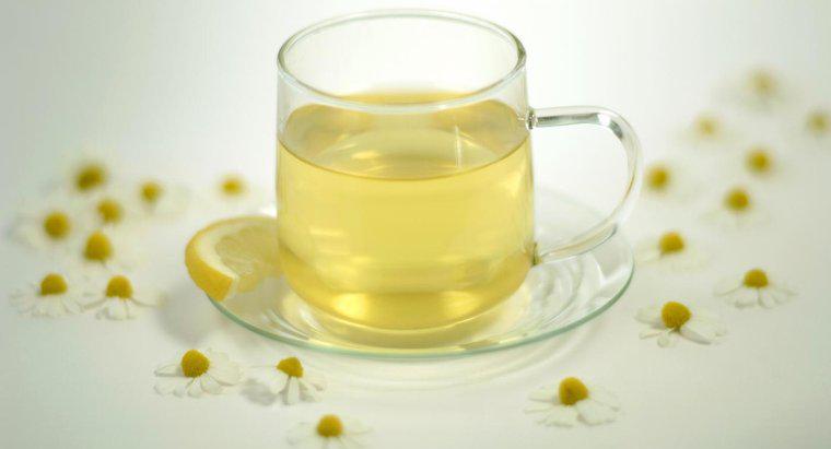 Một số tác dụng phụ của việc uống trà hoa cúc là gì?