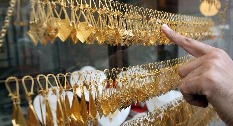 Tại sao vàng được sử dụng để làm đồ trang sức?
