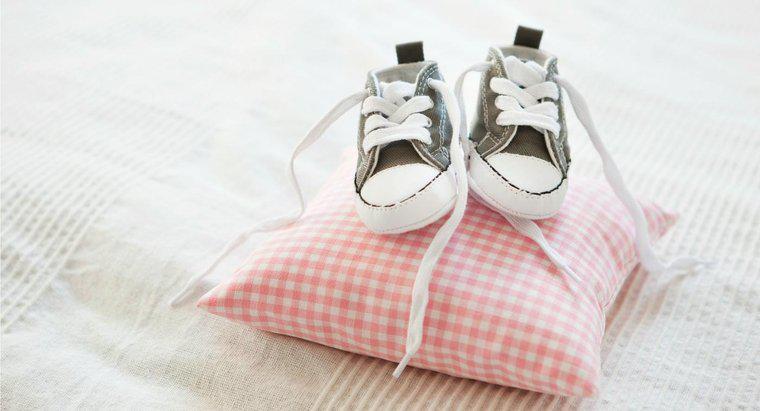 Trẻ sơ sinh đi giày cỡ nào?