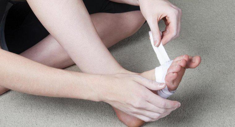 Nguyên nhân nào gây ra đau ở dưới bàn chân?