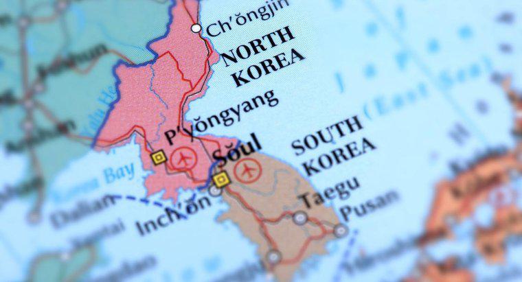 Quốc gia nào Lớn hơn, Bắc Triều Tiên hay Hàn Quốc?