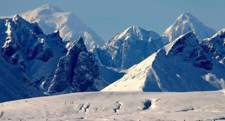Làm thế nào Alaska có được tên của nó?