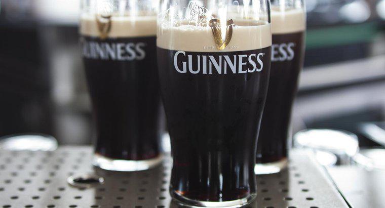 Rượu theo phần trăm thể tích của bia đen kỷ lục Guinness là gì?