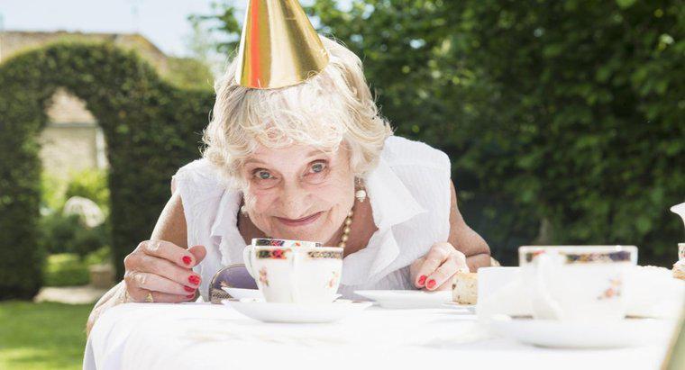 Chủ đề hay cho bữa tiệc sinh nhật lần thứ 60 là gì?