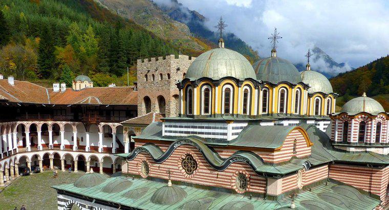 Tôn giáo chính ở Bulgaria là gì?