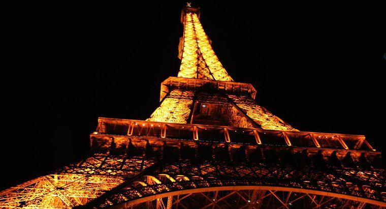 Mục đích của Tháp Eiffel là gì?