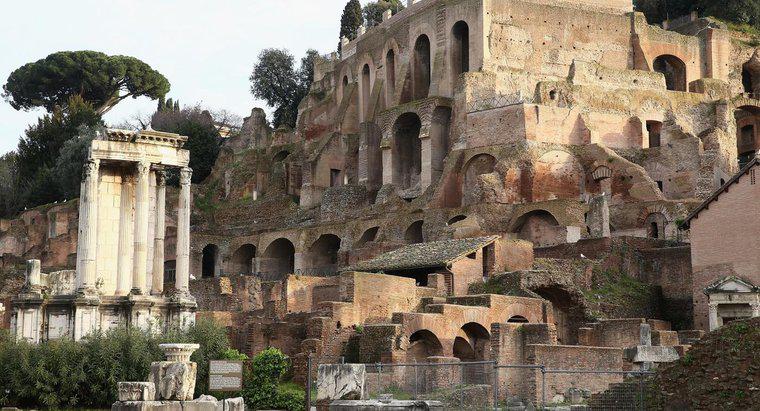 Đế chế La Mã tồn tại được bao nhiêu năm?