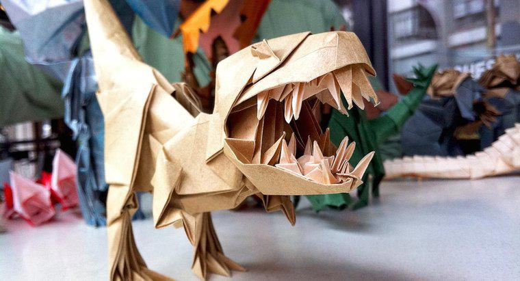 Làm thế nào để bạn làm một Origami T. Rex?