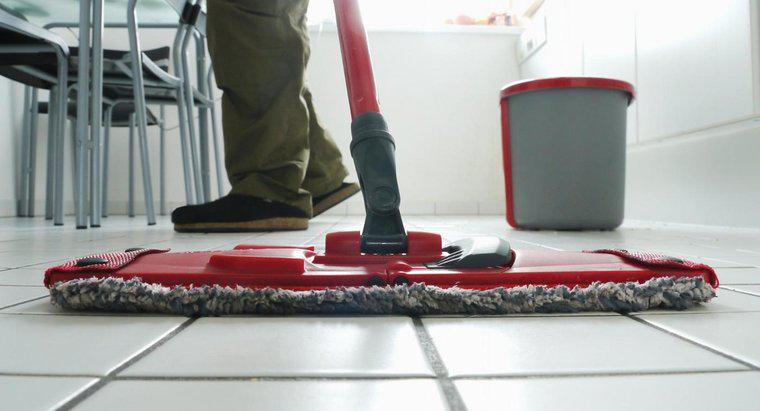 Cách tốt nhất để làm sạch sàn gạch là gì?