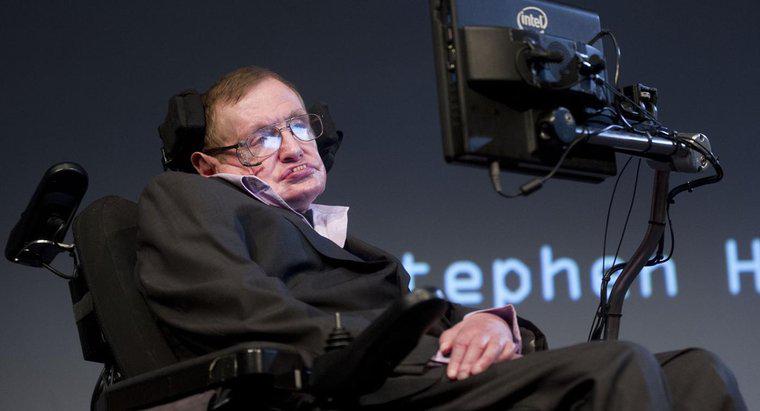 Chỉ số IQ của Stephen Hawking là bao nhiêu?