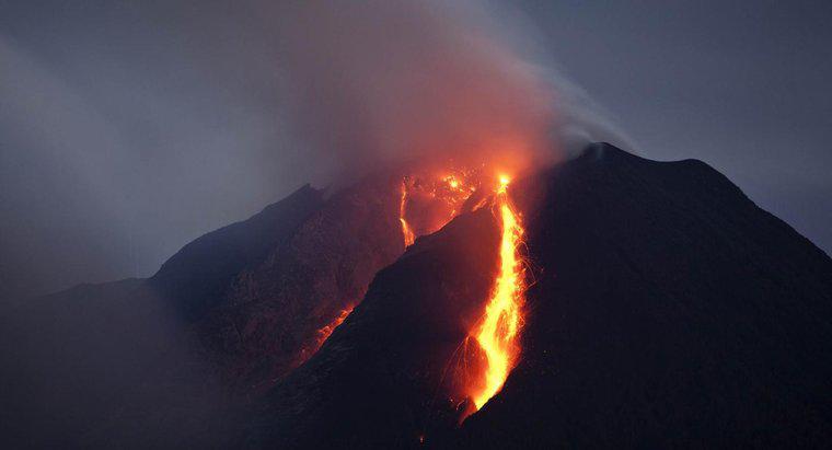 Núi lửa ảnh hưởng đến thạch quyển như thế nào?