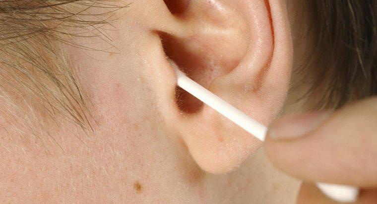 Một số biện pháp khắc phục tại nhà tốt để loại bỏ ráy tai là gì?