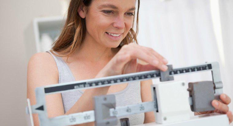Làm thế nào bạn có thể tính được cân nặng hợp lý cho chiều cao và tuổi của bạn?