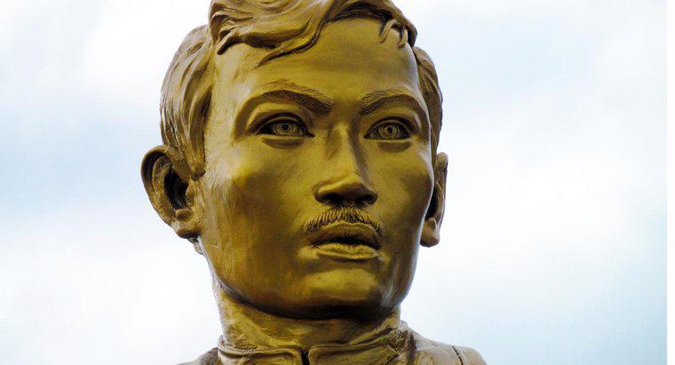 Tóm tắt về bài thơ của Jose Rizal "Ký ức về thị trấn của tôi" là gì?