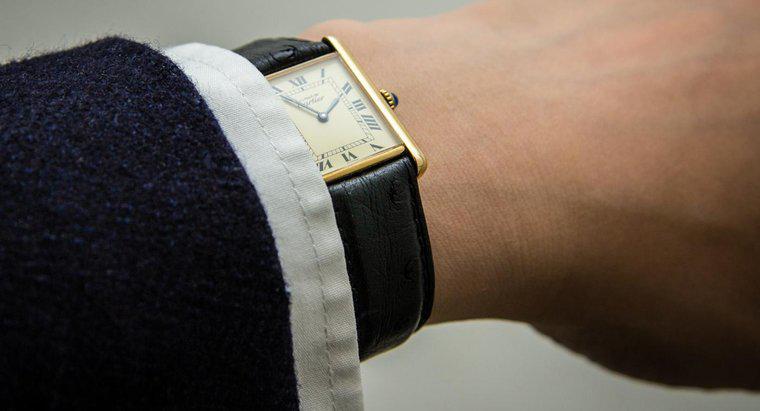 Làm thế nào để bạn phát hiện một chiếc đồng hồ Cartier giả?