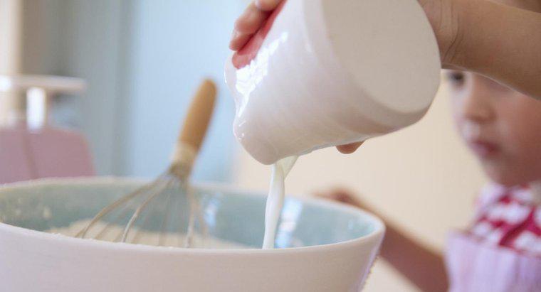 Tôi có thể thay thế sữa tươi bằng sữa nguyên kem không?