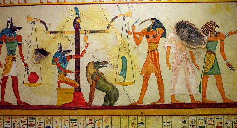 Người Ai Cập Cổ Đại Mặc Quần Áo Gì?