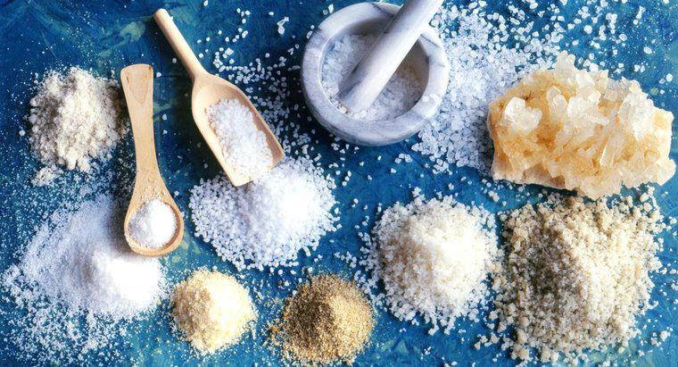 Làm thế nào để bạn thay thế bột hành tây cho muối hành tây?