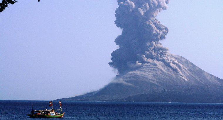 Krakatoa nằm ở đâu?