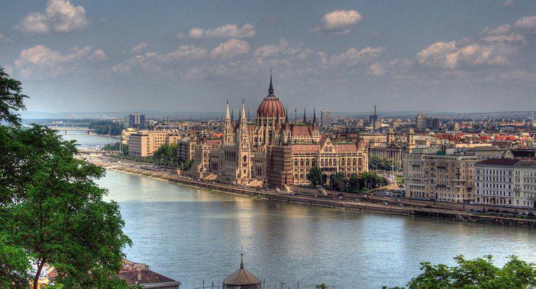 Sông Danube chảy qua những quốc gia nào?