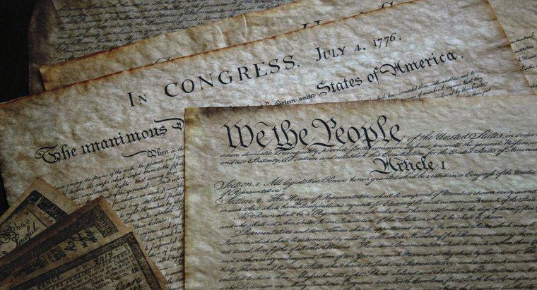 10 Tu chính án đầu tiên của Hiến pháp được gọi là gì?
