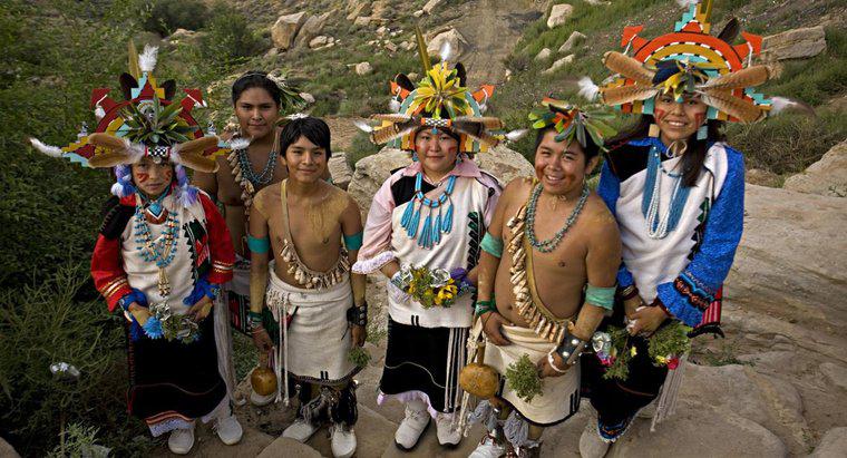 Một số thông tin cho trẻ em về bộ tộc Hopi là gì?