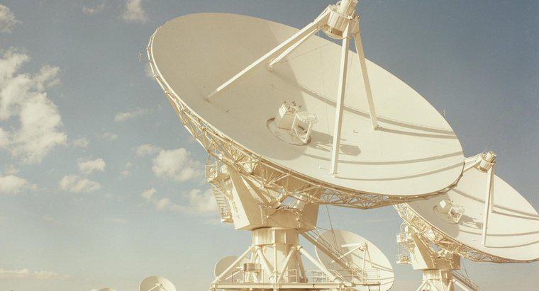 Làm thế nào để truyền thông vệ tinh hoạt động?