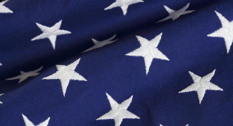 Có bao nhiêu ngôi sao trên lá cờ Hoa Kỳ?