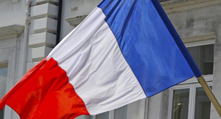 Lá cờ Pháp tượng trưng cho điều gì?