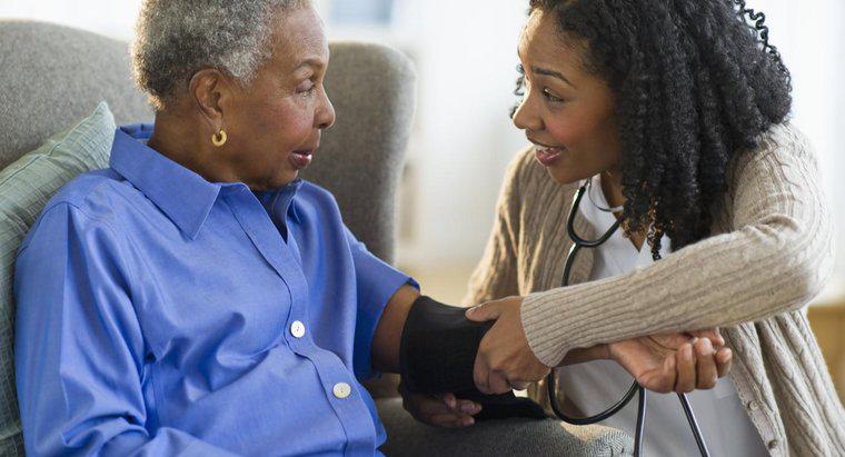 Huyết áp bình thường cho phụ nữ 67 tuổi là bao nhiêu?